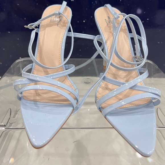 Baby Blue Pointy Toe Heels - Picture 1 of 3